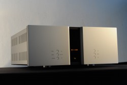 Reference Integrated Amplifier (RI-100)